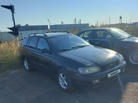 Toyota Carina E 1995 года за 2 000 000 тг. в Астана – фото 2