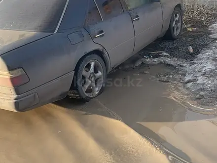 Mercedes-Benz E 200 1993 года за 1 000 000 тг. в Астана – фото 9