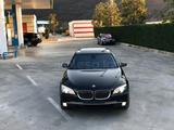 BMW 750 2011 годаfor10 525 603 тг. в Алматы