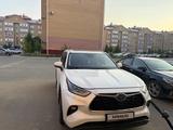 Toyota Highlander 2020 годаүшін22 900 000 тг. в Актобе