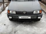 Volkswagen Passat 1990 годаүшін1 700 000 тг. в Уральск – фото 2