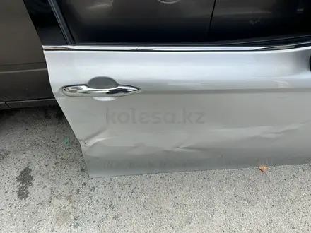 Двери Камри 70 за 50 000 тг. в Алматы – фото 3