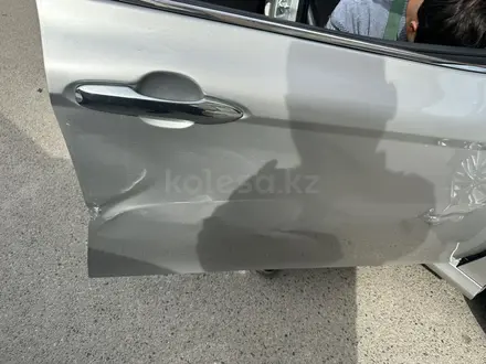 Двери Камри 70 за 50 000 тг. в Алматы – фото 6