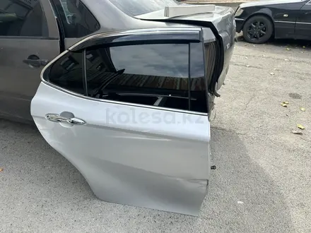 Двери Камри 70 за 50 000 тг. в Алматы – фото 5