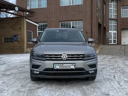 Volkswagen Tiguan 2017 года за 11 290 000 тг. в Костанай – фото 6