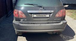 Lexus RX 300 1999 годаүшін4 800 000 тг. в Актобе – фото 5