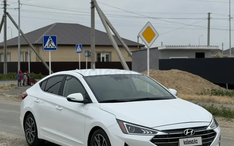 Hyundai Elantra 2019 года за 6 300 000 тг. в Атырау