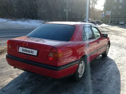 Mercedes-Benz C 180 1993 года за 2 000 000 тг. в Караганда – фото 6