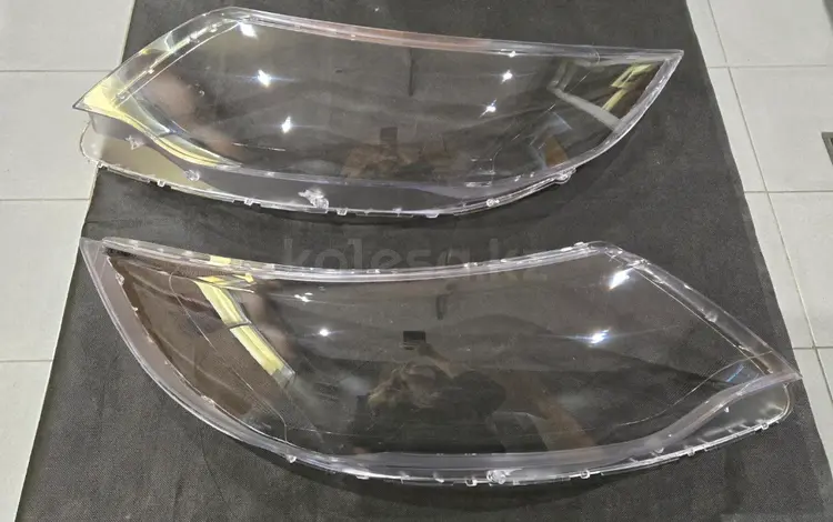 Стекла фар Kia Rio 2015-2017 год рестайлинг Алматы за 16 000 тг. в Алматы