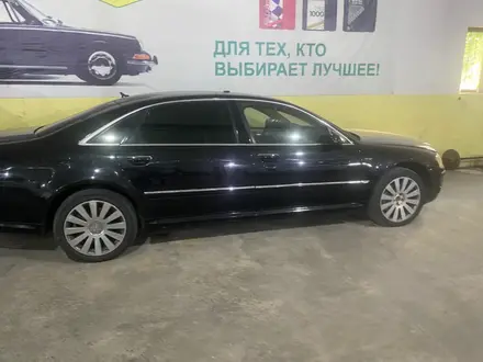 Audi A8 2006 года за 2 500 000 тг. в Шымкент – фото 3