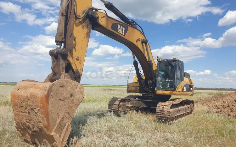 Caterpillar  330 2007 года за 15 000 000 тг. в Астана