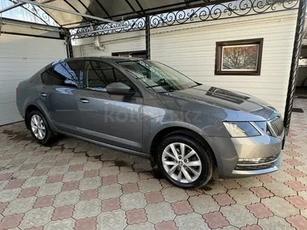 Skoda Octavia 2018 года за 8 550 000 тг. в Актобе – фото 2