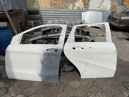 Дверь mercedes w246 B -class , мерседес w246 b -class за 50 000 тг. в Караганда