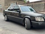 Mercedes-Benz E 200 1994 годаүшін2 200 000 тг. в Шымкент – фото 2