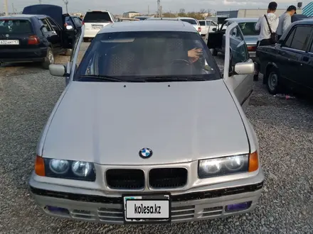 BMW 318 1991 года за 850 000 тг. в Сарыагаш – фото 6