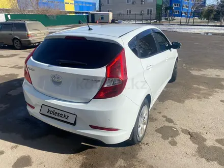 Hyundai Solaris 2015 года за 4 900 000 тг. в Актобе – фото 7