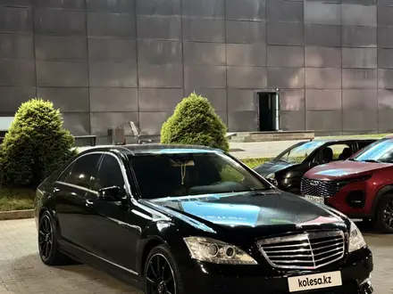 Mercedes-Benz S 500 2005 года за 6 500 000 тг. в Алматы