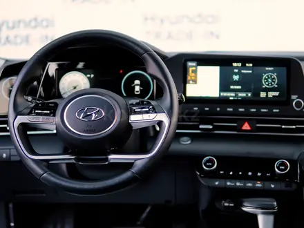 Hyundai Elantra 2022 года за 14 700 000 тг. в Тараз – фото 12