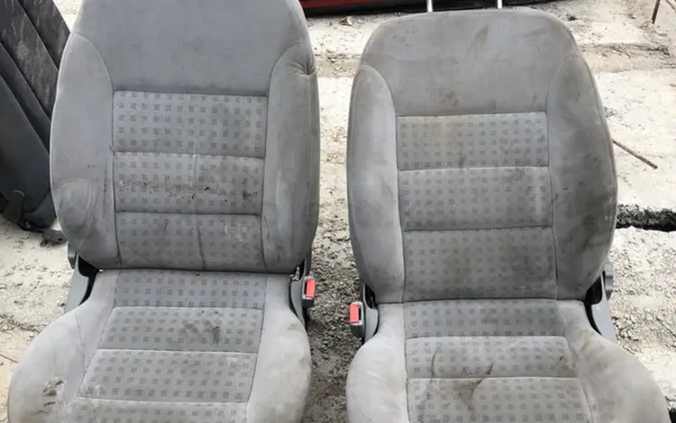 Седенье на Volkswagen Golf 4 за 11 101 тг. в Шымкент