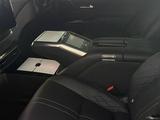 Lexus LX 600 VIP Black Edition 2024 годаүшін91 500 000 тг. в Актобе – фото 3
