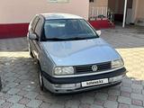 Volkswagen Vento 1993 года за 1 300 000 тг. в Алматы – фото 2