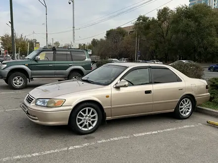 Toyota Camry 2001 года за 3 435 000 тг. в Алматы – фото 6