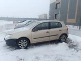 Volkswagen Golf 2005 годаүшін2 000 000 тг. в Астана – фото 2