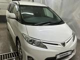 Toyota Estima 2009 года за 7 600 000 тг. в Семей