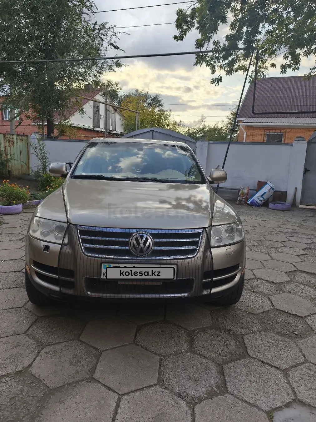 Volkswagen Touareg, 2003