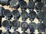 Валюметр ДМРВ датчик массового расхода воздуха за 50 000 тг. в Алматы – фото 2