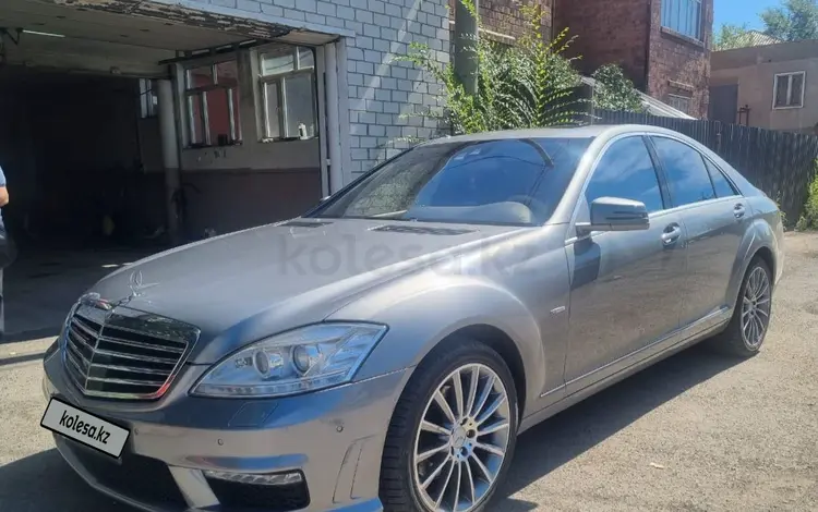 Mercedes-Benz S 400 2009 годаүшін11 000 000 тг. в Астана