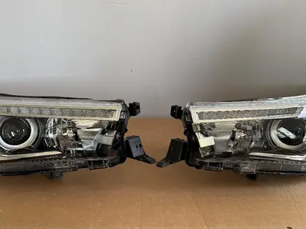 Фары Toyota Hilux за 70 000 тг. в Уральск