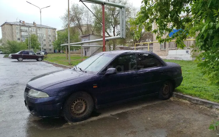 Mitsubishi Carisma 1998 года за 1 200 000 тг. в Уральск