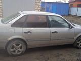 Volkswagen Passat 1994 годаfor1 200 000 тг. в Атырау – фото 3