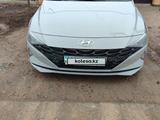 Hyundai Elantra 2021 года за 9 300 000 тг. в Уральск