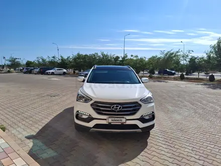 Hyundai Santa Fe 2017 года за 6 000 000 тг. в Актау – фото 2