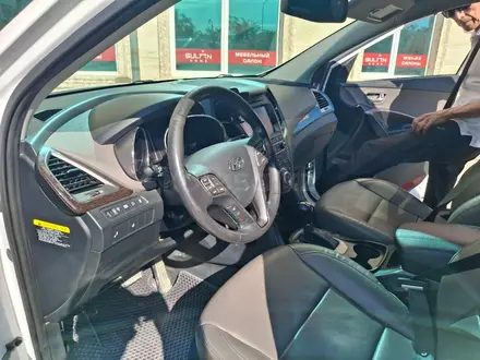 Hyundai Santa Fe 2017 года за 6 000 000 тг. в Актау – фото 8