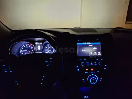 Hyundai Santa Fe 2017 года за 6 000 000 тг. в Актау – фото 9