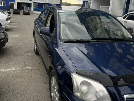 Toyota Avensis 2004 года за 3 900 000 тг. в Усть-Каменогорск – фото 3