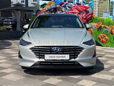 Hyundai Sonata 2023 года за 10 590 000 тг. в Алматы – фото 3