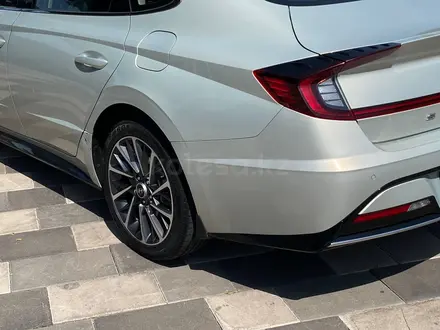 Hyundai Sonata 2023 года за 10 590 000 тг. в Алматы – фото 25