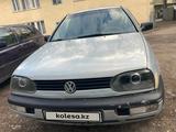 Volkswagen Golf 1993 годаүшін1 000 000 тг. в Алматы