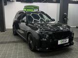 BMW X7 2021 года за 54 000 000 тг. в Астана