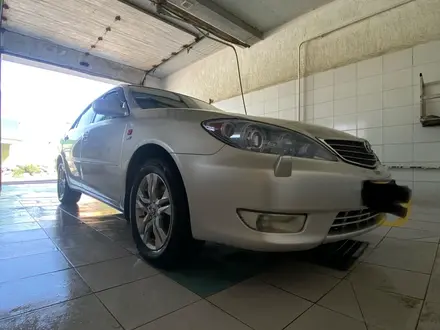 Toyota Camry 2005 года за 5 800 000 тг. в Жанаозен – фото 6