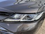 Toyota Camry 2018 года за 12 200 000 тг. в Караганда – фото 3