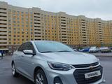 Chevrolet Onix 2023 года за 8 100 000 тг. в Астана – фото 2