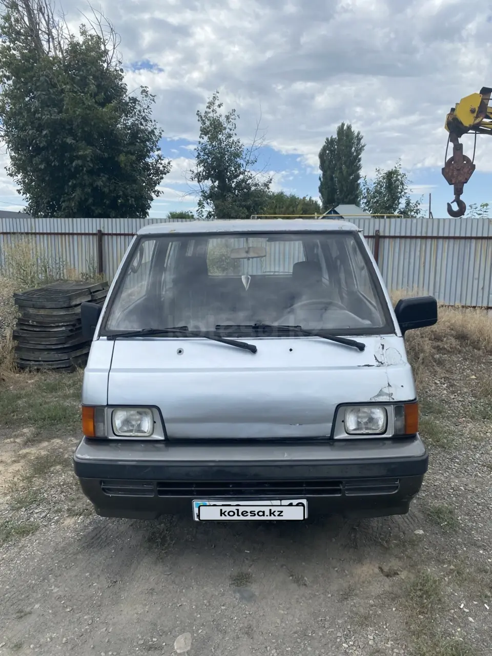 Mitsubishi Delica, 1989