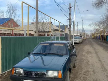 ВАЗ (Lada) 21099 2001 года за 650 000 тг. в Атырау