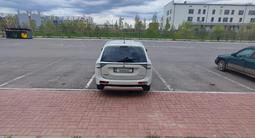 Mitsubishi Outlander 2014 годаүшін7 200 000 тг. в Астана – фото 2