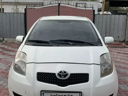 Toyota Yaris 2007 года за 3 950 000 тг. в Алматы